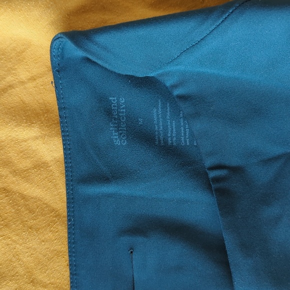 Girlfriend Collective Compressive High Rise Leggings in Globe, Size Medium - Picture 3 of 5